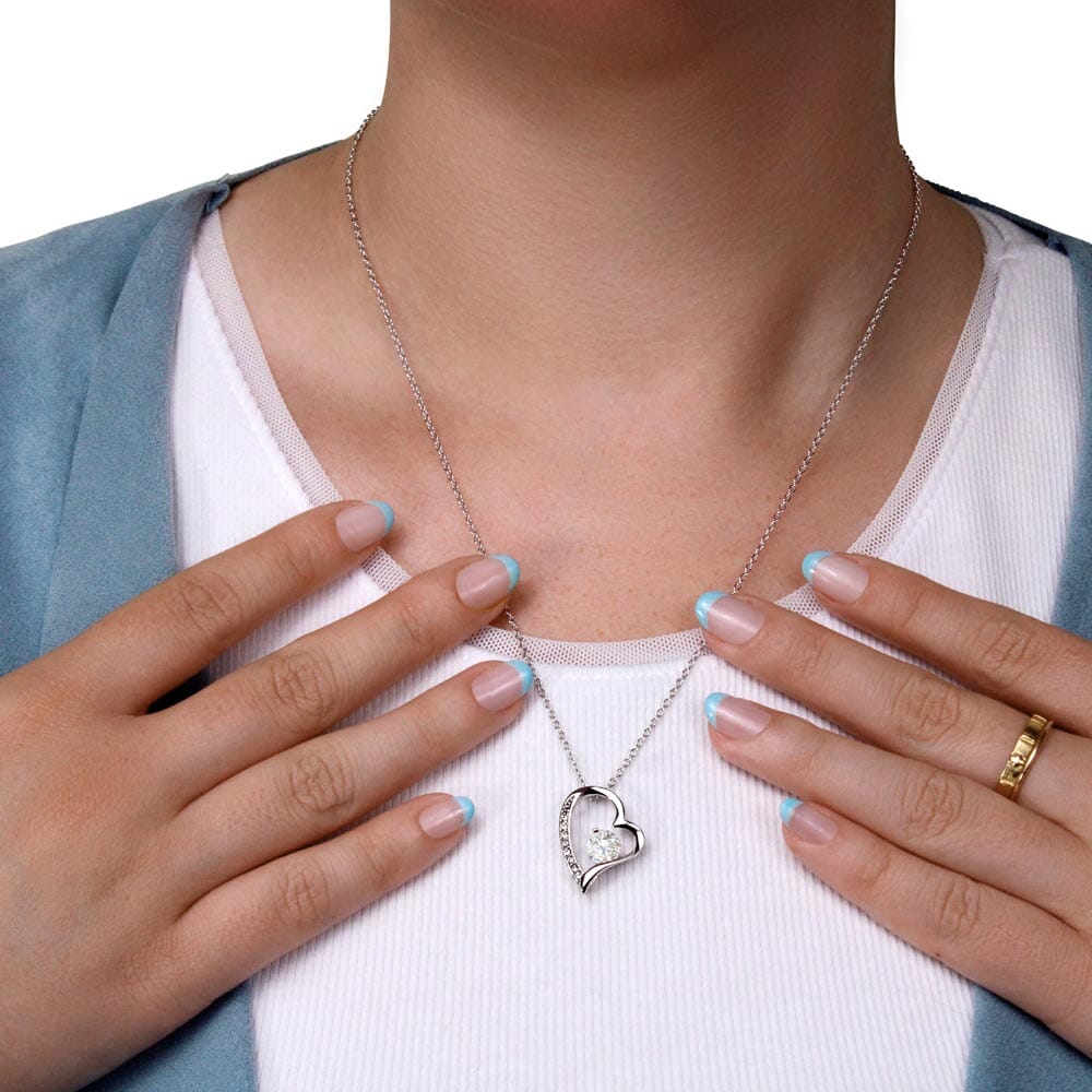 Unique Gift for Daughter From Mom "Never Forget That I Love You" Heart Necklace Jewelry 