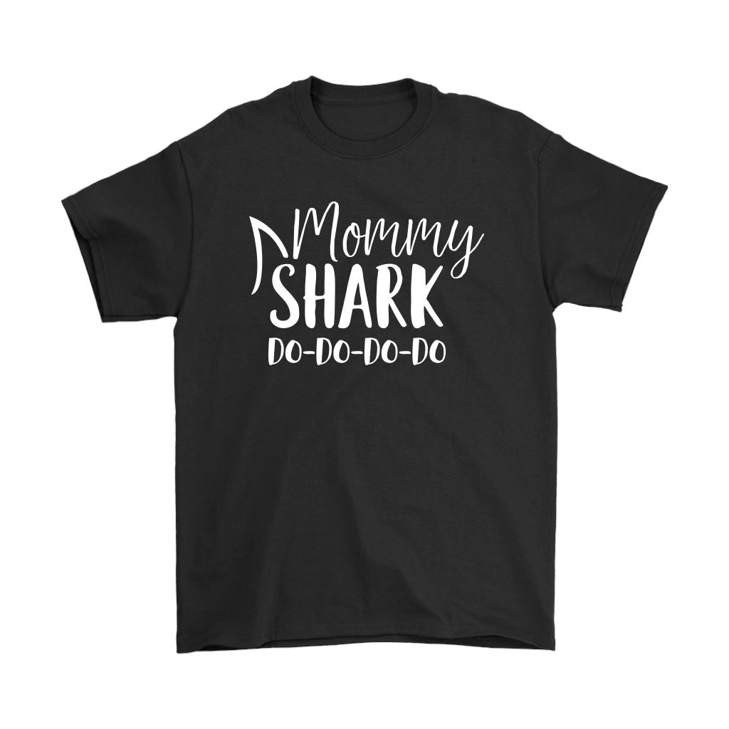 Funny "Mommy Shark" Shirts and Hoodies T-shirt Gildan Mens T-Shirt Black S